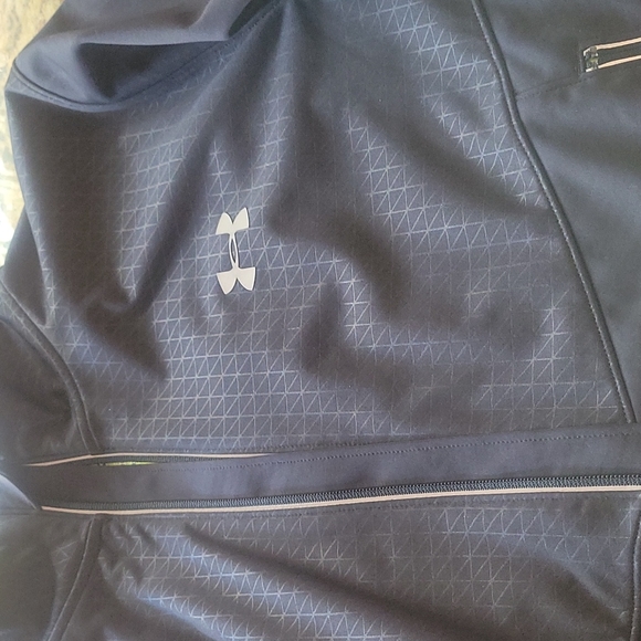 HP!! 🎉🎉Under armour cold gear fitted jacket - Picture 11 of 12